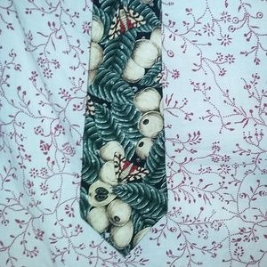 Jesuis Leaves White Berries Moths Tie 100% Silk